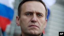 Олексій Навальний помер 16 лютого 2024 року в російській в’язниці у північному Сибіру. Його соратники назвали смерть наслідком катувань і вбивства.