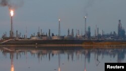El Departamento de Tesoro igualmente informó sobre su decisión de eliminar las restricciones a los buques PB y desbloquear buques previamente sancionados en abril.