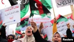 TSOHON HOTO- Wani lokacin da mata suke zanga zanga a Libyan 