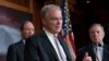 La résolution adoptée jeudi, présentée par le sénateur démocrate Tim Kaine a été amendée pour obtenir le soutien de certains sénateurs républicains.
