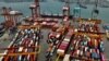 Centenares de contenedores pueden verse en el puerto de Keelung, Taiwán, el 8 de diciembre de 2020.