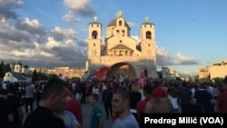 Šetnja sveštenstva Srpske pravoslavne crkve u prestonici Crne Gore Podgorici