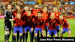 L’équipe d’Espagne lors du match qualificatif pour le Mondial 2018 contre l’Albanie au stade Jose Rico Perez, Alicante, Espagne, 6 octobre 2017. REUTERS/Heino Kalis - 