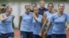 Selección de mujeres hace subasta