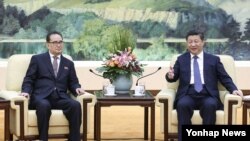 시진핑 중국 국가주석이 1일 베이징 인민대회당에서 리수용 북한 노동당 중앙위원회 부위원장과 면담했다고 관영 신화통신이 보도했다.