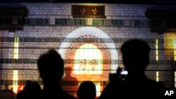 지난달 19일 북한 평양에서 '태양절'을 맞아 '빛의 축제'가 열렸다.