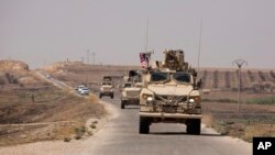 Xavfsiz zona deb belgilangan Suriya-Turkiya chegarasidagi hudud, Suriyaning Raqqa viloyati Tal Abiyad shahri yaqini