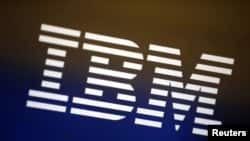 洛杉磯一個電腦屏幕上的IBM標誌（2016年4月22日資料圖片）
