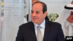 Le président égyptien Abdel Fattah al-Sisi au Site Neom près de Maqnah, au nord-ouest de l'Arabie Saoudite, le 14 août 2018.
