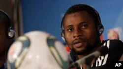 Pamphile Mohayo, le nouvel entraîneur titulaire du TP Mazembe, 13 décembre 2010.